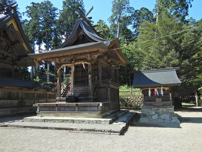 多可郡多可町加美区的場/荒田神社写真