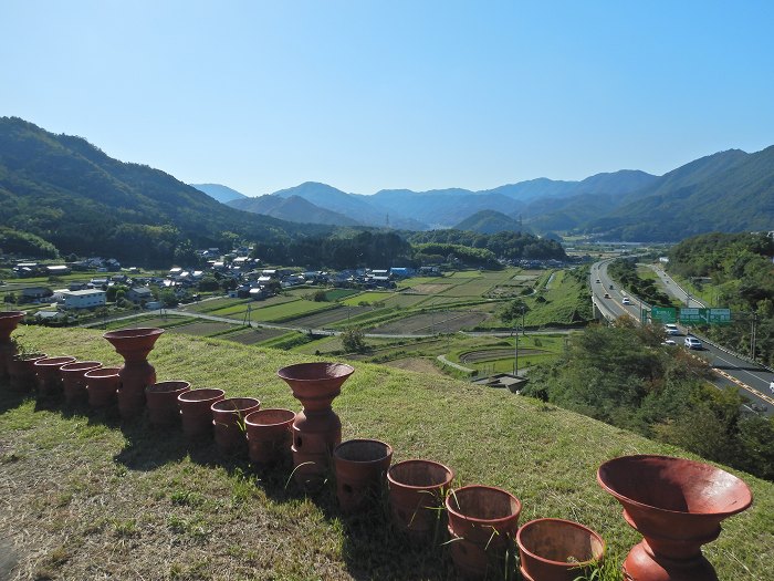 朝来市和田山町筒江/茶すり山古墳写真