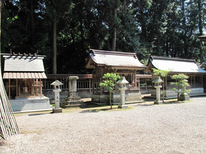 宍粟市一宮町須行名/伊和神社写真