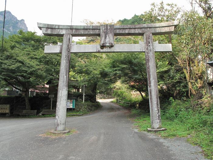 姫路市夢前町山之内/賀野神社写真