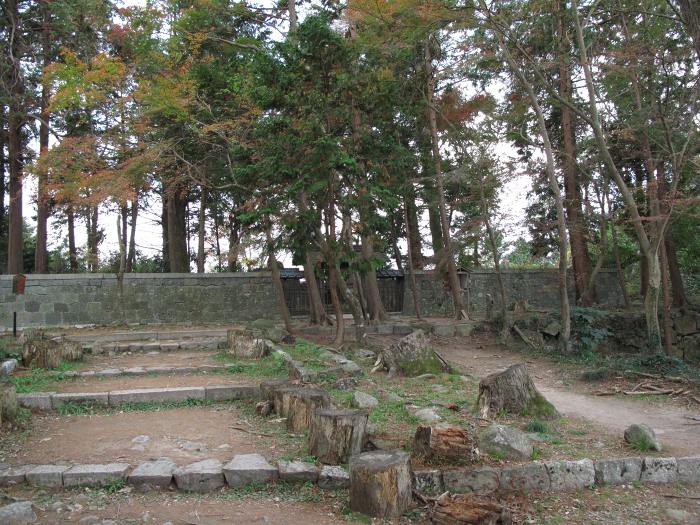 近江八幡市安土町下豊浦/安土城跡写真