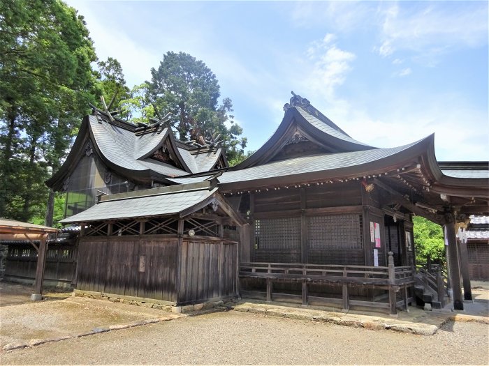 丹波市春日町多利/阿陀岡神社