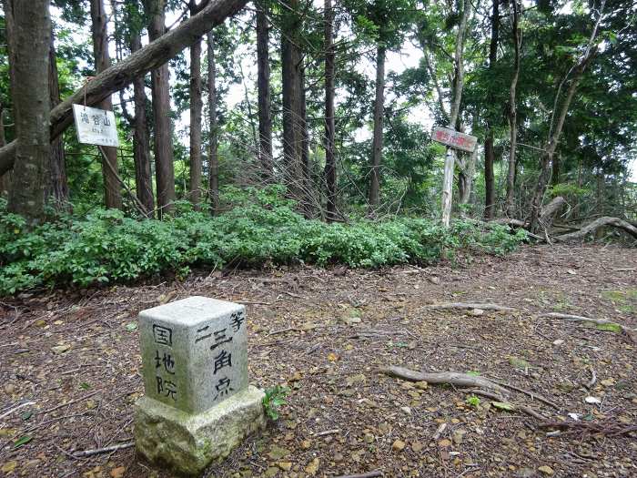 京都市左京区花脊別所町/滝谷山