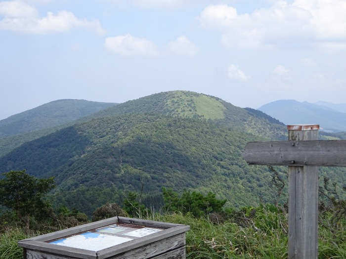 鍋塚山