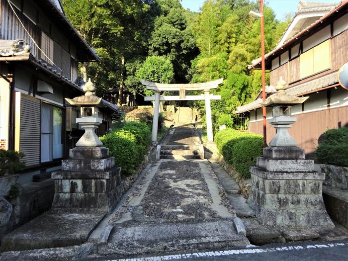 二宮神社社頭