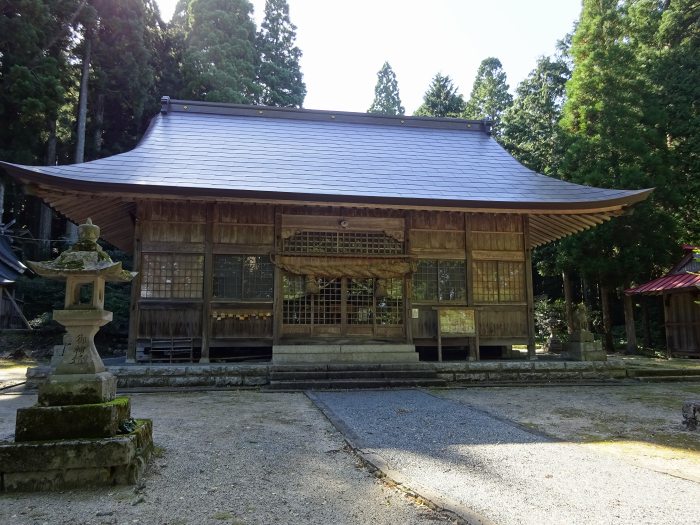 真庭市蒜山西茅部/茅部神社