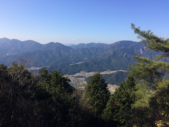 多可郡多可町中区牧野/妙見山