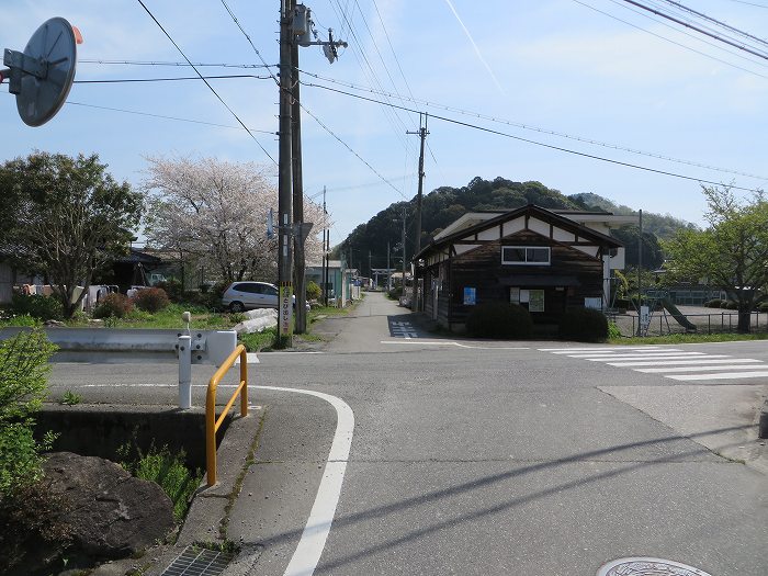 篠山市上筱見/筱見四十八滝～八ヶ尾山～篠山市東本荘/洞光寺を散策