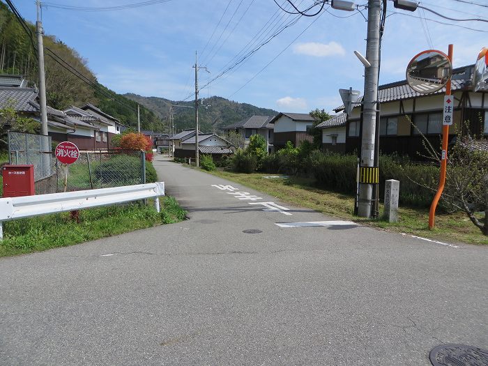 篠山市火打岩/おのぶの滝～篠山市本郷/シャクナゲスポットを散策