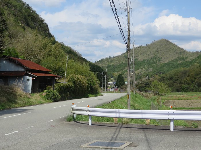 篠山市火打岩/おのぶの滝～篠山市本郷/シャクナゲスポットを散策