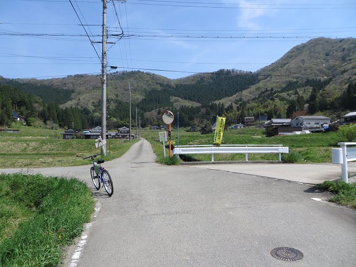 篠山市上筱見/筱見四十八滝～八ヶ尾山～篠山市東本荘/洞光寺を散策