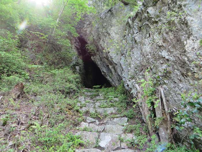 篠山市宮代/櫃ヶ嶽（羊ヶ嶽）～藤坂/雨石山・岩尾峰・毘沙門山を散策