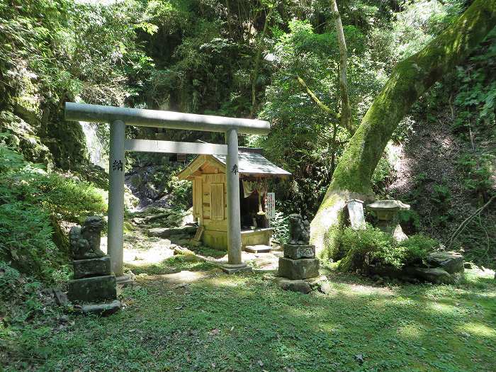 舞鶴市真倉/稚児ヶ滝不動尊～多可郡多可町/千ヶ峰登山口をバイク走り