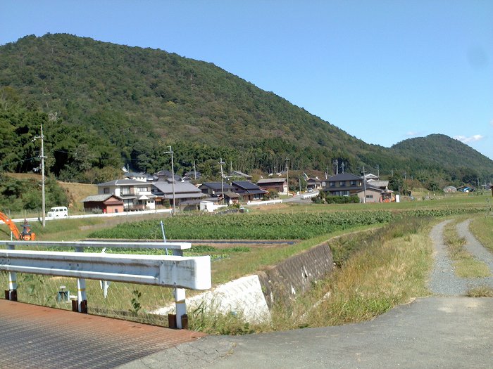 船井郡京丹波町須知/導観稲荷神社～口八田/中畑城跡を散策