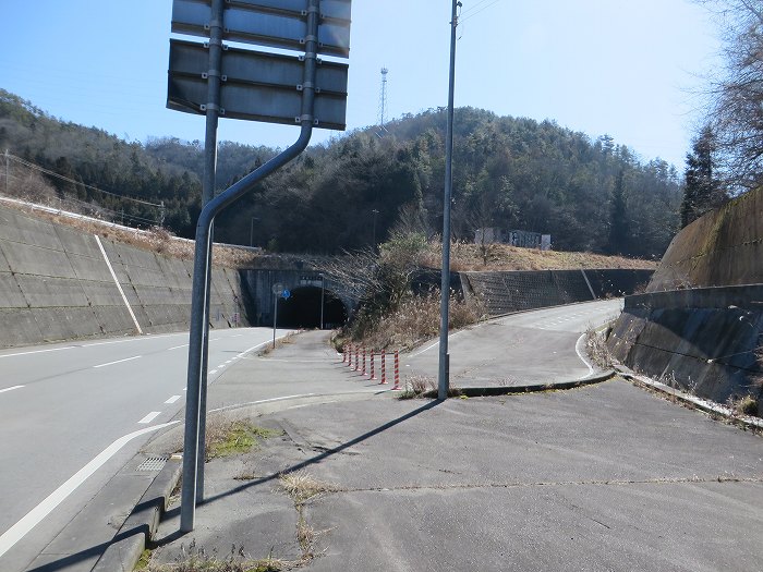 篠山市西野々/嶽筋・岩坂山～安口/安口城・西砦跡～辻/淀山城址を散策