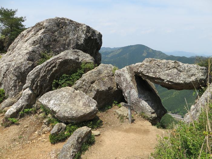 篠山市追入/鐘ヶ坂隧道～金山～馬頭を散策