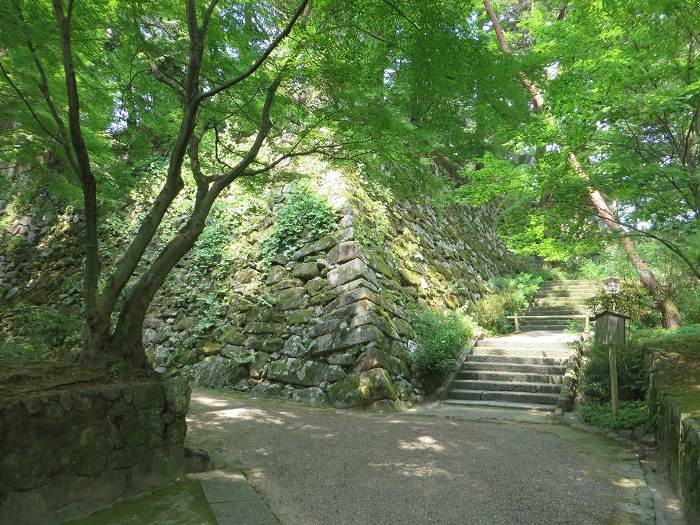 南丹市/九品寺・園部城址～亀岡市/亀山城址・穴太寺をバイク走り