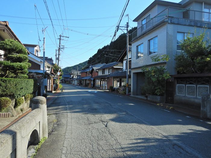 朝来市方面をバイク走り