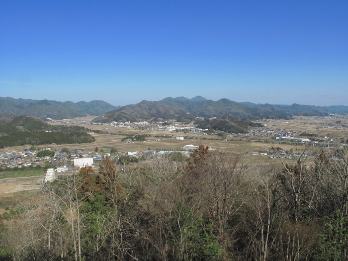 篠山市東吹/東城山～西古佐/火ともし山を散策