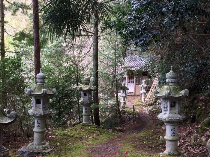 岩屋山～石戸山～高見城山