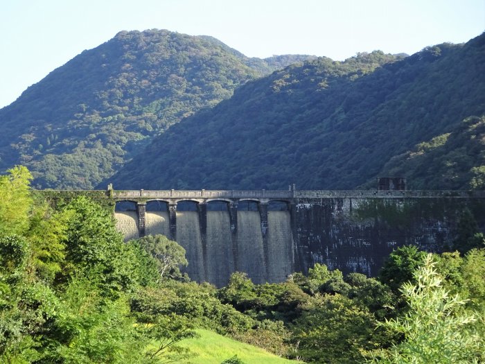 兵庫県南あわじ市灘黒岩/諭鶴羽山