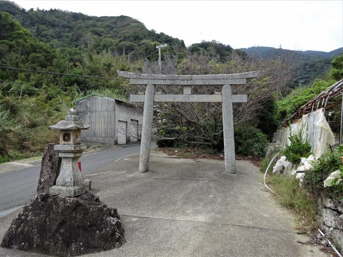 兵庫県南あわじ市灘黒岩/諭鶴羽山