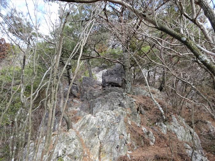 兵庫県丹波篠山市火打岩/小金ヶ嶽と岩門を散策