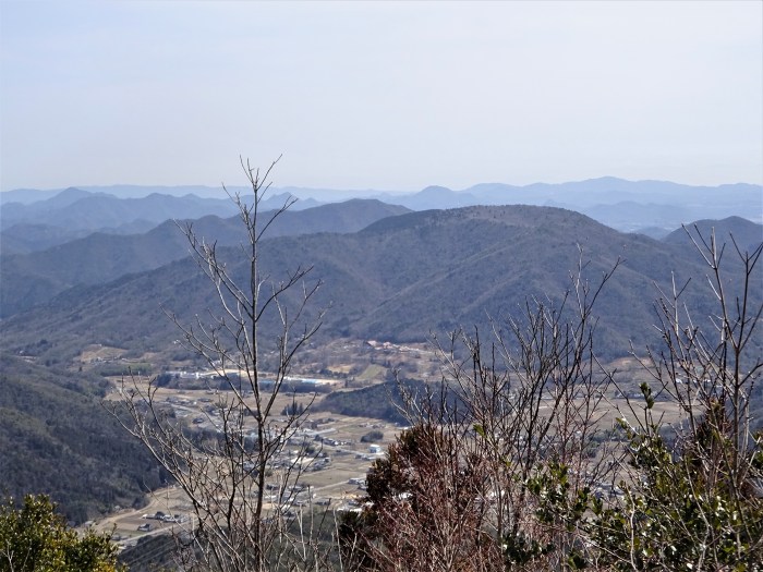 丹波篠山市/西光寺山･洞ヶ山～加東市/加東神山･大峯山を散策