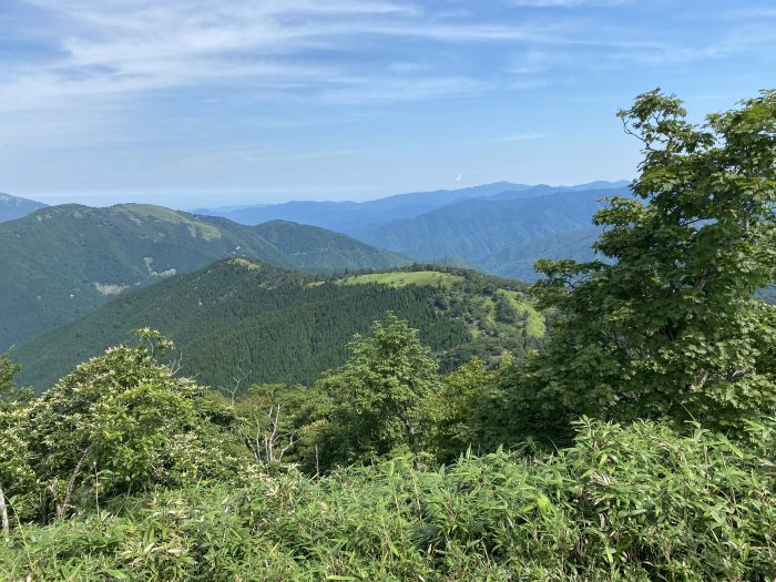 兵庫県宍粟市千種町/竹呂山・三室山へバイク走り