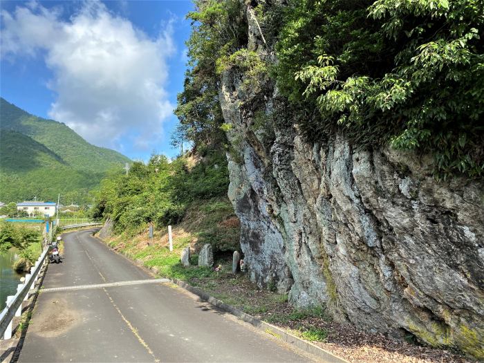 兵庫県豊岡市日高町/神鍋山噴火口へバイク走り