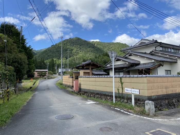 京都府亀岡市東本梅町/半国山へバイク走り