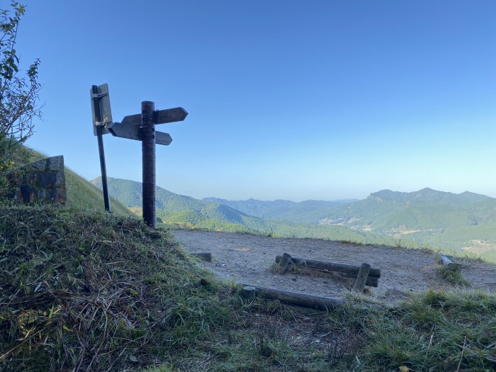 奈良県宇陀郡曽爾村/曽爾高原・倶留尊山へバイク走り