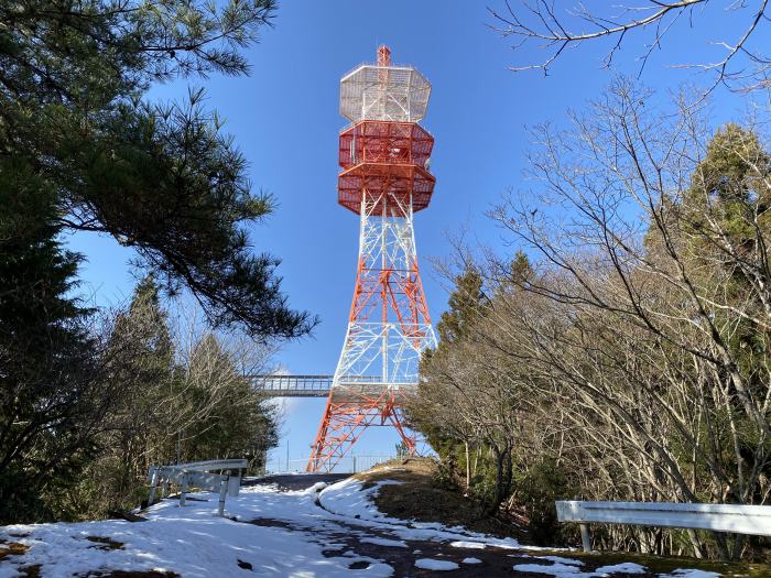 兵庫県丹波市青垣町桧倉/岩屋山を散策