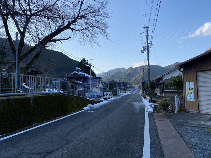 兵庫県丹波市青垣町桧倉/岩屋山を散策