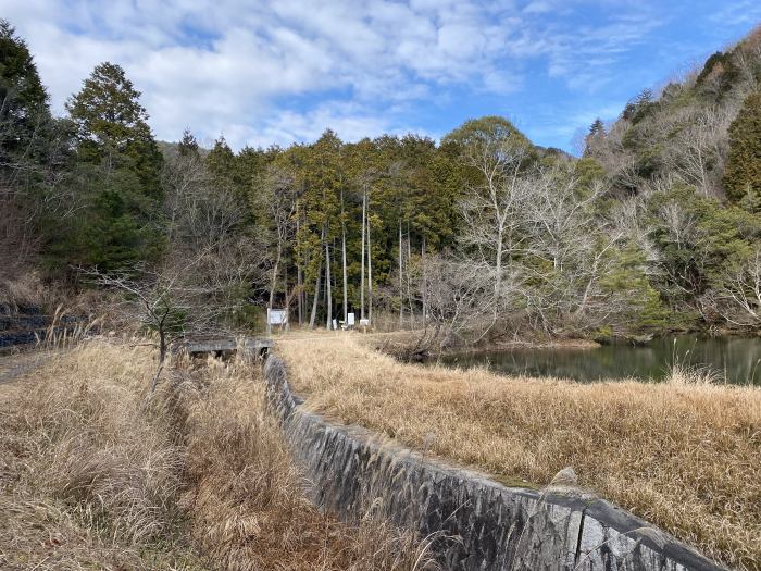 兵庫県三田市上槻瀬/烏ヶ岳を散策