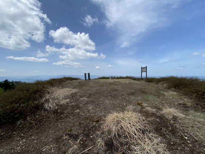 兵庫県朝来市和田山町竹ノ内/東床尾山へバイク走り