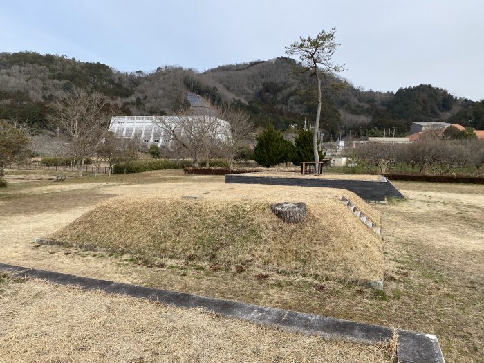 兵庫県丹波市市島町/クロイシ山へバイク走り