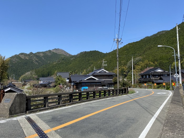 兵庫県丹波市青垣町遠阪/湯舟山へバイク走り