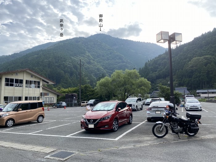 滋賀県大津市北比良/武奈ヶ岳へバイク走り