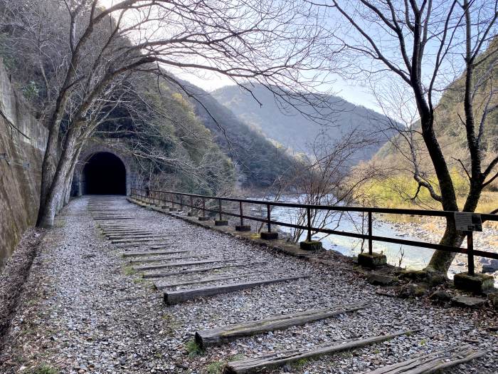 兵庫県宝塚市切畑/武田尾廃線敷と大峰山を散策