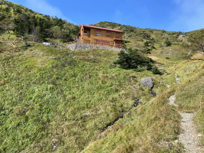 静岡県/南アルプス･茶臼岳と富士山須走ルート登山の車中泊旅